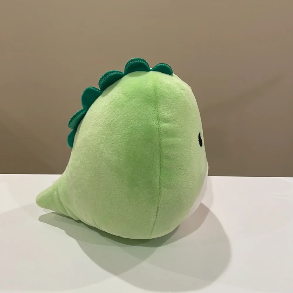 NWT 5” Danny the Dino Valentine Squishmallow - Picture 2 of 4